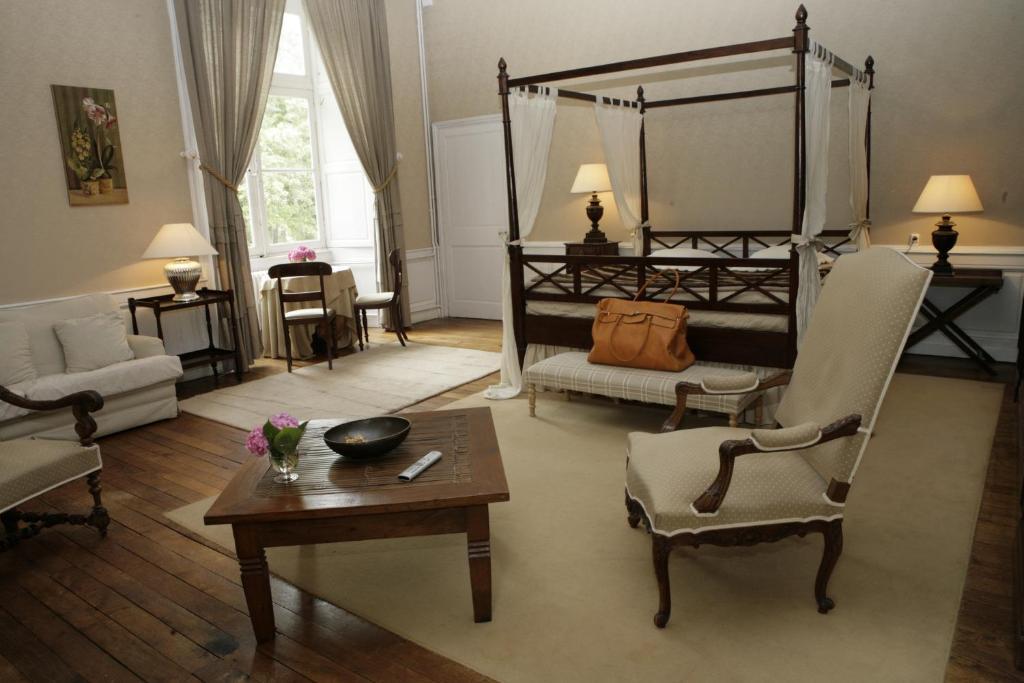 Domaine De Villeray Condeau Room photo
